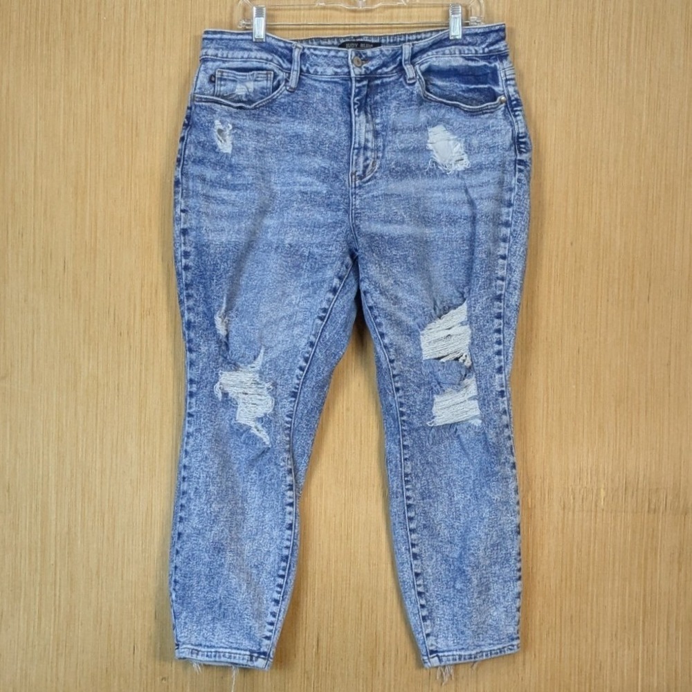Judy Blue‎ Acid Wash Boyfriend Fit Distressed Jeans 18W Blue Raw Hem High Rise